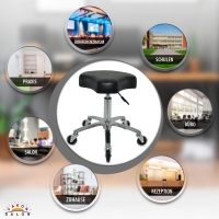 Schwarzer Rollhocker mit ergonomischen Sitz, höhenverstellbar von 50 - 65 cm